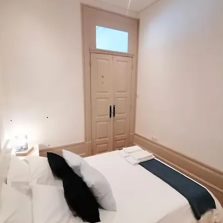 아파트 Alvares Cabral Apartamento D 포르투